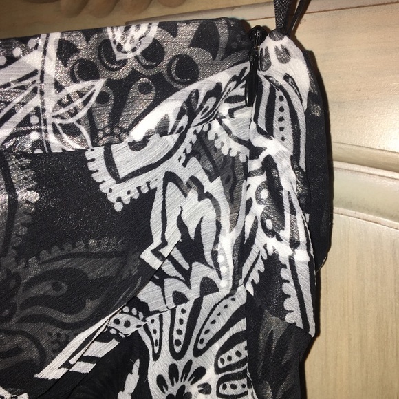 NWOT Strapless Dress - Picture 4 of 6